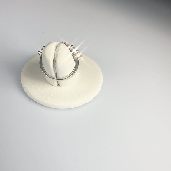 Cubic Zirconia Silver Tone Band Ring Size 7 - Picture 11 of 16